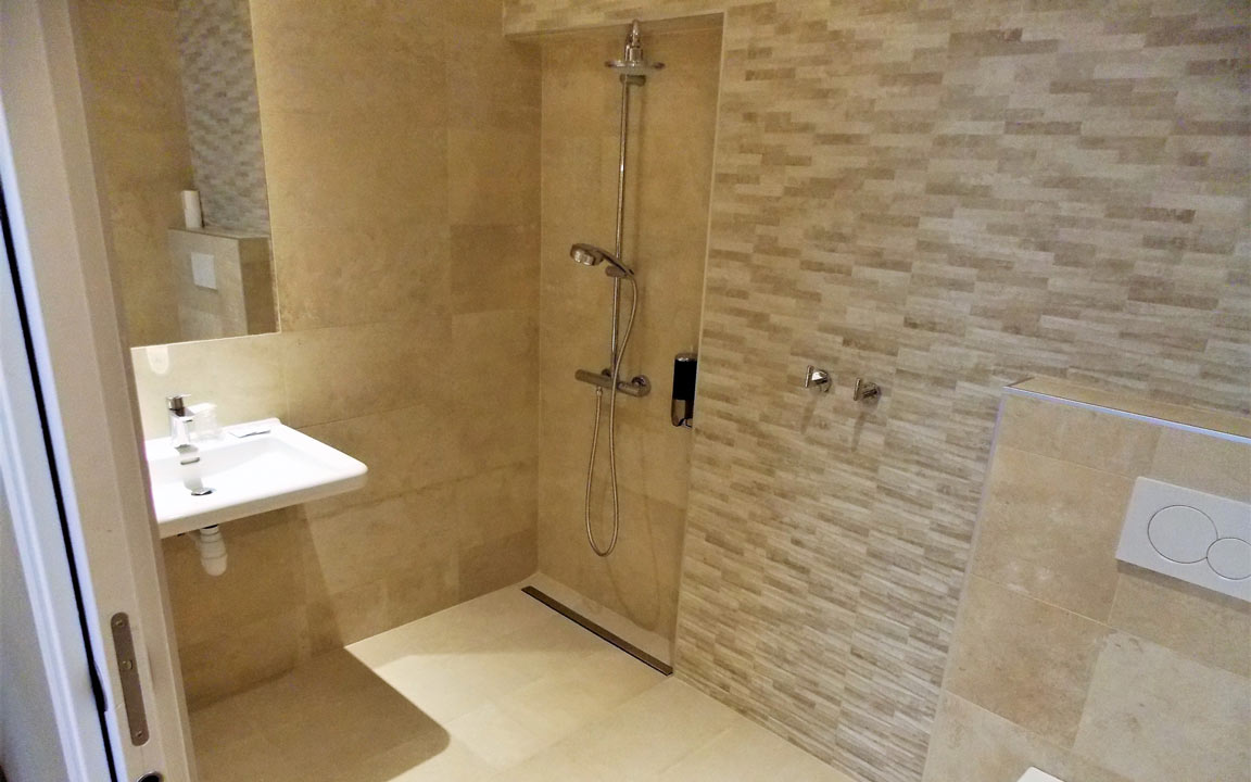Salle de bain 1